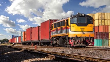 FreightTrain CNR (TSX:CNR) Stock Drops as Potential CEO Steps Aside