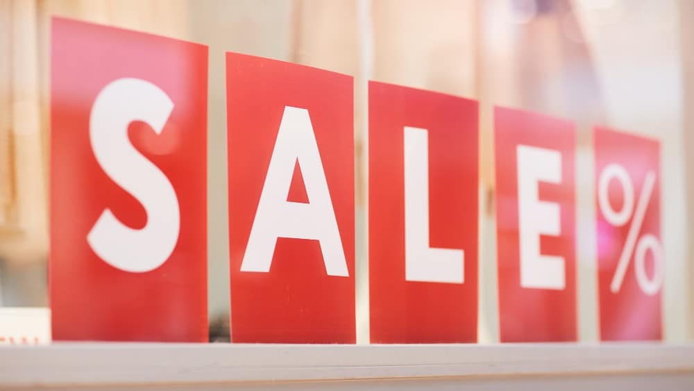 Sale discount value 3 Dirt-Cheap Canadian Stocks to Buy in This Market Correction