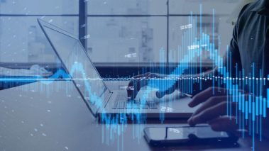 Stock price graph 2 TSX Tech Stocks That May Double Earnings in 2022