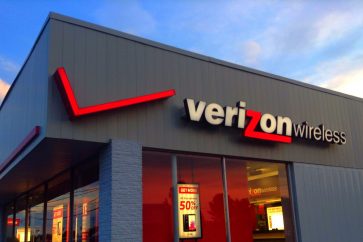 im buying verizon communications Verizon just partnered with Live Nation: but why?