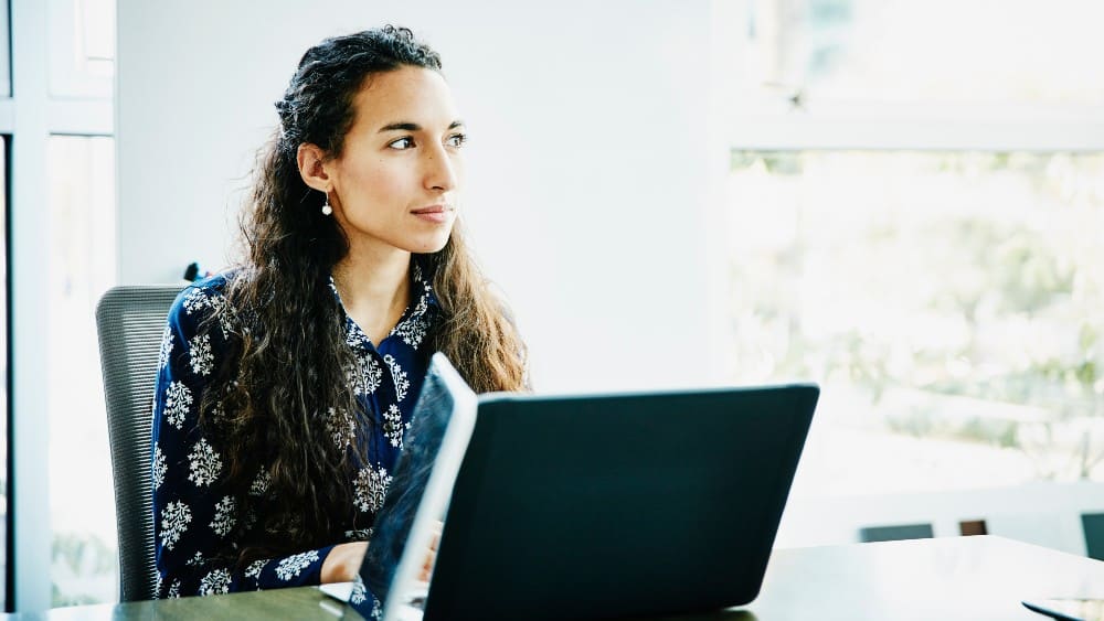 woman research Nuvei (TSX:NVEI) Stock: The Drama Continues