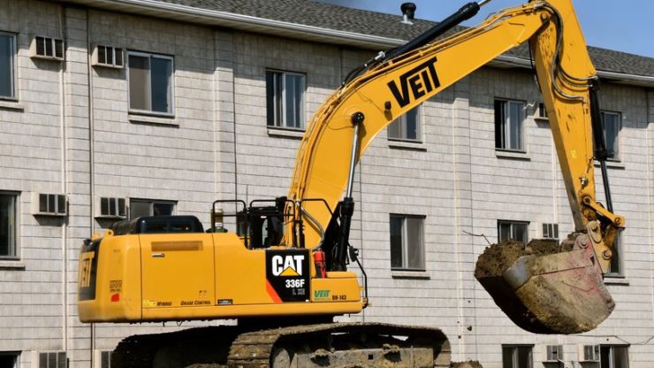 110805708 s 740x416 1 Caterpillar stock outlook: Jefferies sees another 20% upside