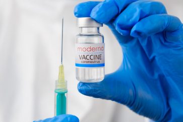 162612495 s Moderna beat expectations in Q4 results. Will this stop the bleeding?