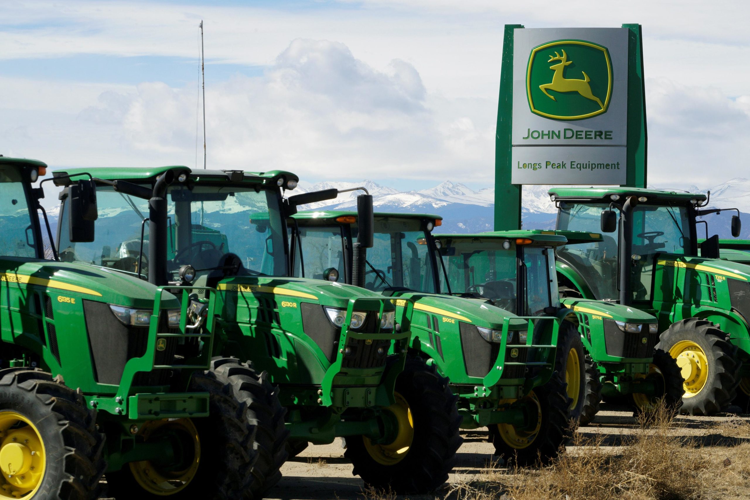 deere raised its dividend by 167 should i invest in september 2021 scaled 1 Stephen Volkmann: ‘Deere is a great long-term story’