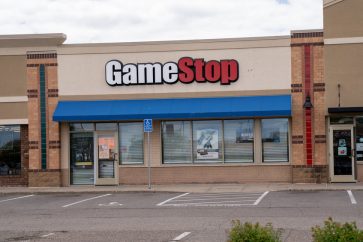 148190815 s What to expect from GameStop’s earnings report after the bell?