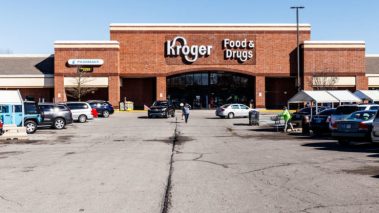 98154875 s 740x416 1 Should I buy Kroger shares after the Q1 results?