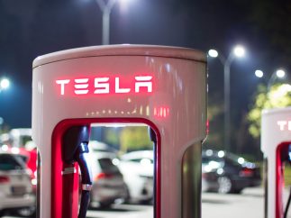 tesla elon musk chip shortage scaled e1632510422715 Tesla gives a promising preview of its fiscal fourth quarter