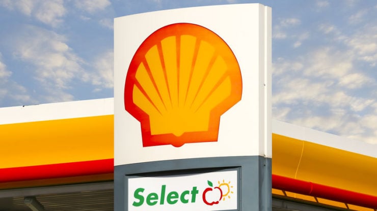 93037985 s 740x416 1 Is it the best time to buy Royal Dutch Shell as the price starts rising?
