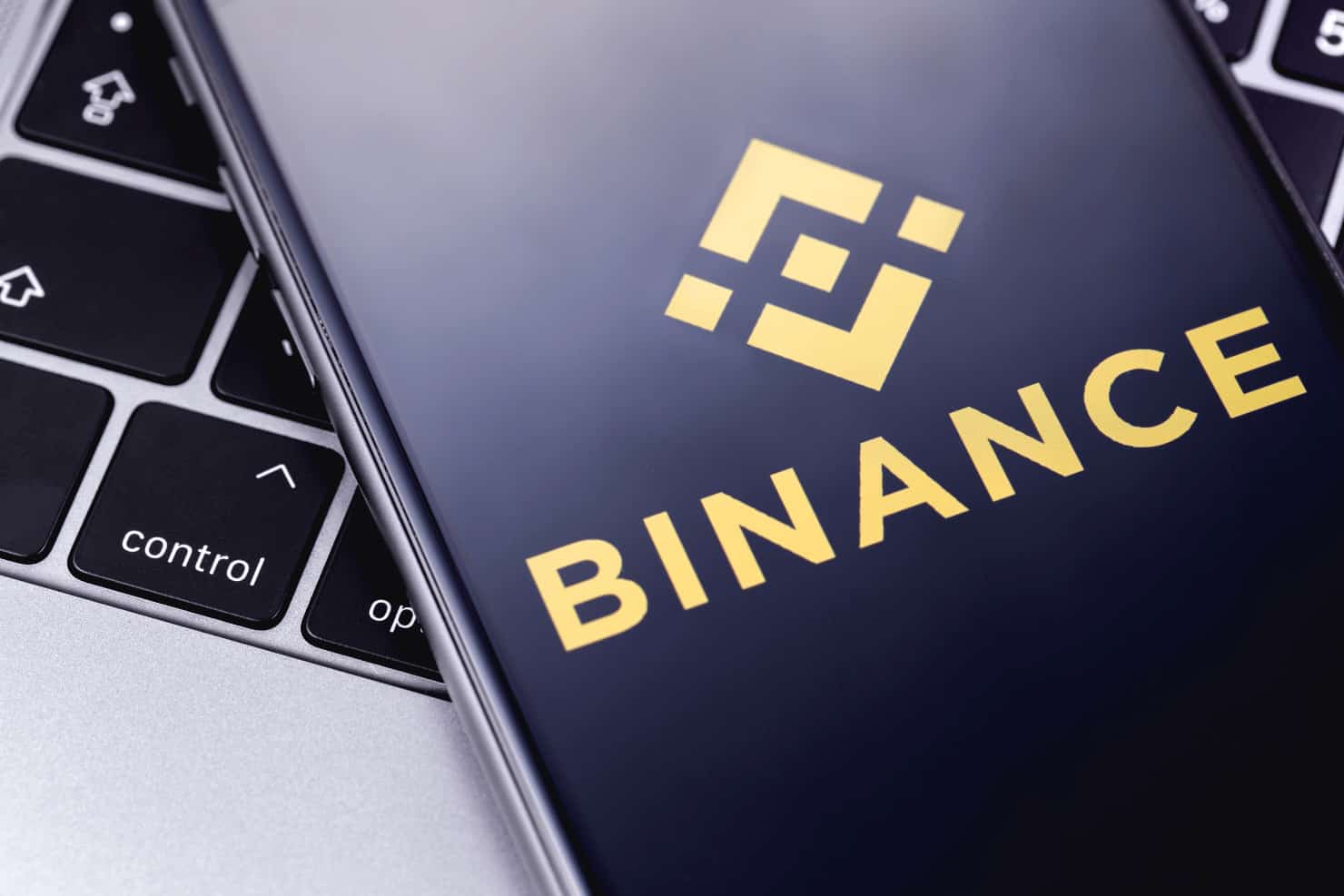 Binance card Binance wins regulatory approval in France; what could this mean for BNB?