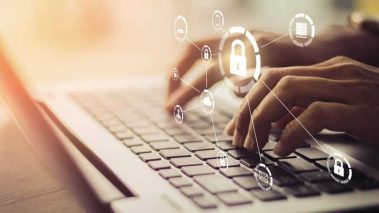 Technology BlackBerry (TSX:BB) Stock Beats Estimates as Cybersecurity Demand Increases