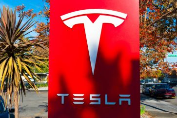tesla elon musk stock e1636392758922 Here’s what you should look for in Tesla Q4 results on Wednesday