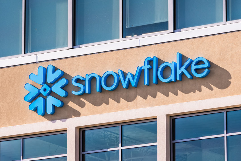 140920205 s Go bargain hunting with these cheap cloud stocks
