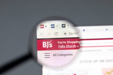 164925123 s Pro: it’s time to switch to the ‘defensive growth names’