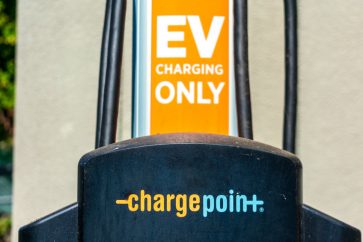 chargepoint holdings ChargePoint stock forecast after announcing mixed fiscal Q3 results