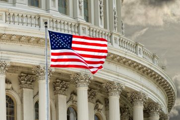 us senate Sen Sherrod Brown says stablecoins aren’t decentralized or transparent