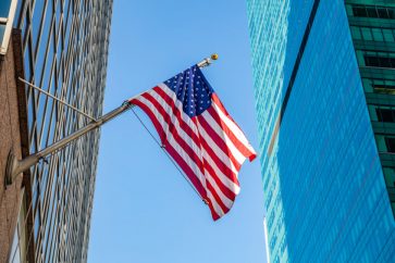 usa finacial Anthony Scaramucci says he expects Mama Bear regulations for crypto