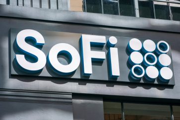 159202549 s SoFi shares opened 20% up on Wednesday: this is why