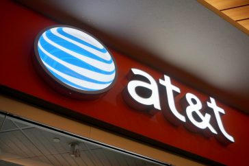 att results e1643221240620 AT&T down 10% despite topping estimates