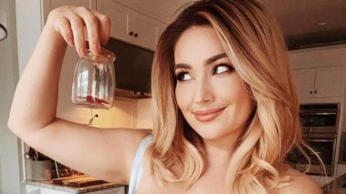nftswind Wind-Breaking NFTs: Reality Star Who Made $200K Selling Farts in Mason Jars Launches NFT Collection