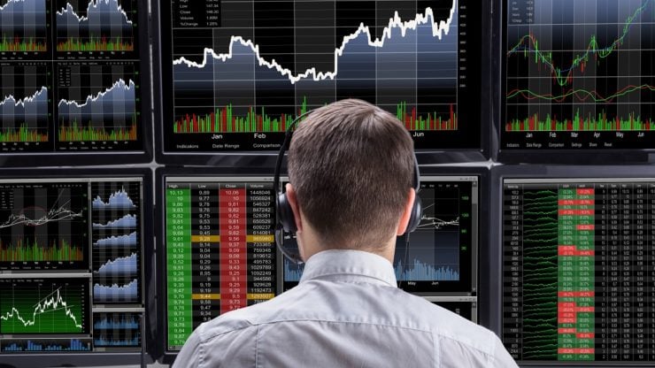 stock trading course 740x416 1 Best momentum stocks to buy this year