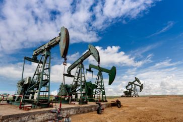 31240816 s Oil stocks up another 3.0%: does Ukraine-driven uptick have legs?