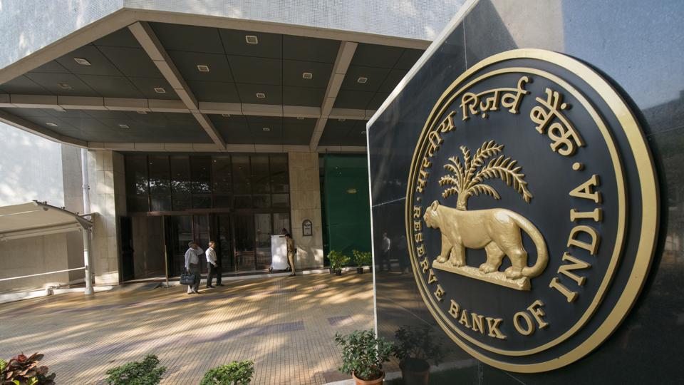 The Reserve Bank of India denies banning cryptocurrencies Deputy Governor of the Reserve Bank of India advocates for a crypto ban
