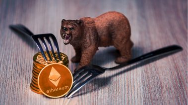 shutterstock 1280498434 Bitcoin, Ethereum Technical Analysis: ETH Remains Below $2,800 to Start Weekend