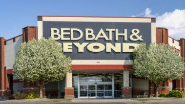 112106583 s 740x416 1 Bed Bath & Beyond turnaround strategy not practical, says Chewy co-founder