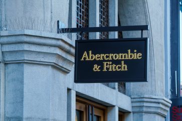 139323439 m Abercrombie & Fitch shares tanked 18% this morning: explore why