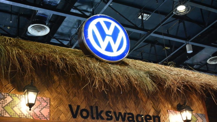 146387477 s 740x416 1 Volkswagen jumps after forecasting earnings’ growth in 2022. Is $255 the next target?