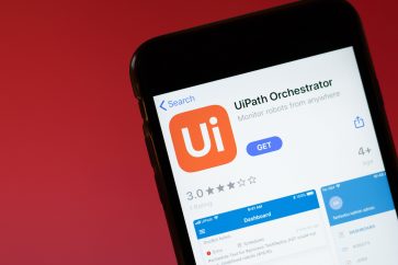 148190232 m UiPath stock down 25% on Thursday: find out why