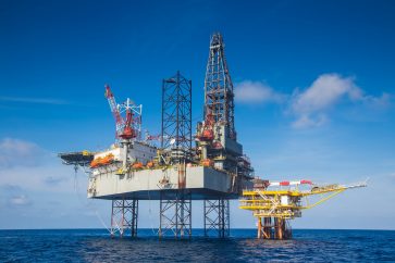 58783042 m Biden wants to suspend gas tax: what does it mean for oil stocks?