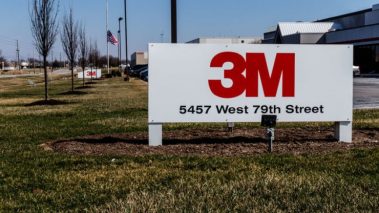 98154620 s1 740x416 1 Why 3M is a buy despite the continuing pressure on the stock