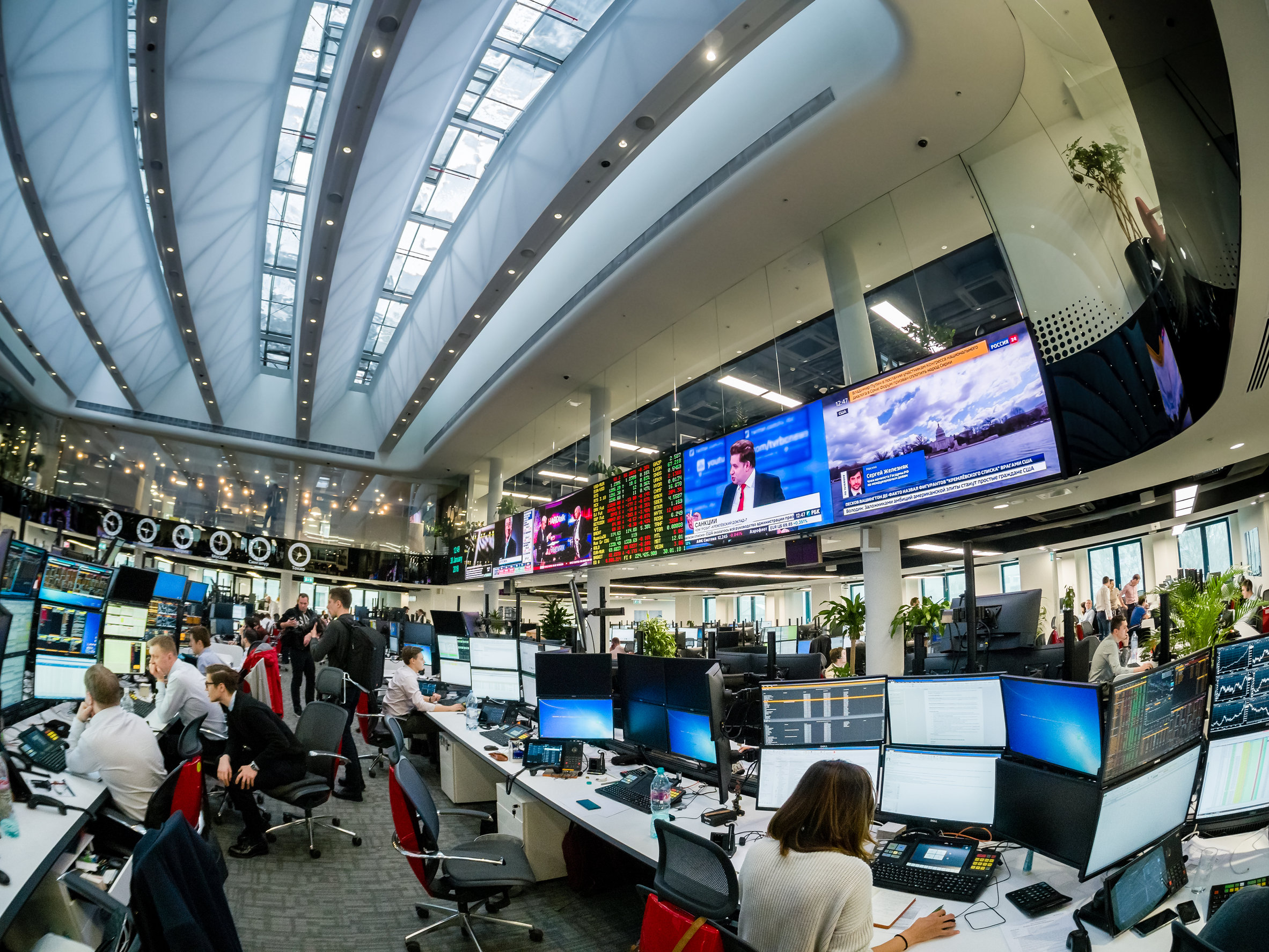 99022705 m Moex Russia Index reopens after a month-long closure