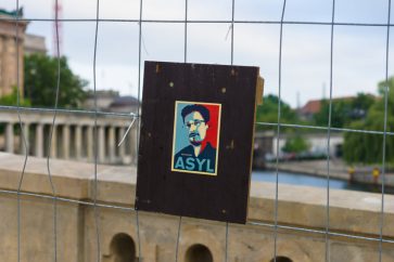 edward snowden says crypto was an evolving threat for governments Edward Snowden says crypto was an “evolving threat” for governments