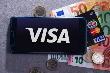 visa Visa holds key support intact and eyes up to a 10% short-term upside move