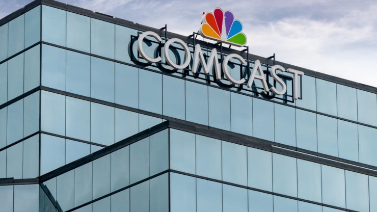 112106996 m 740x416 1 Comcast Corporation to rally from the $47 reference support. Should you buy it?