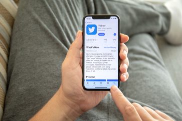 130076331 m Elon Musk just proposed to buy Twitter: Munster sees it happening