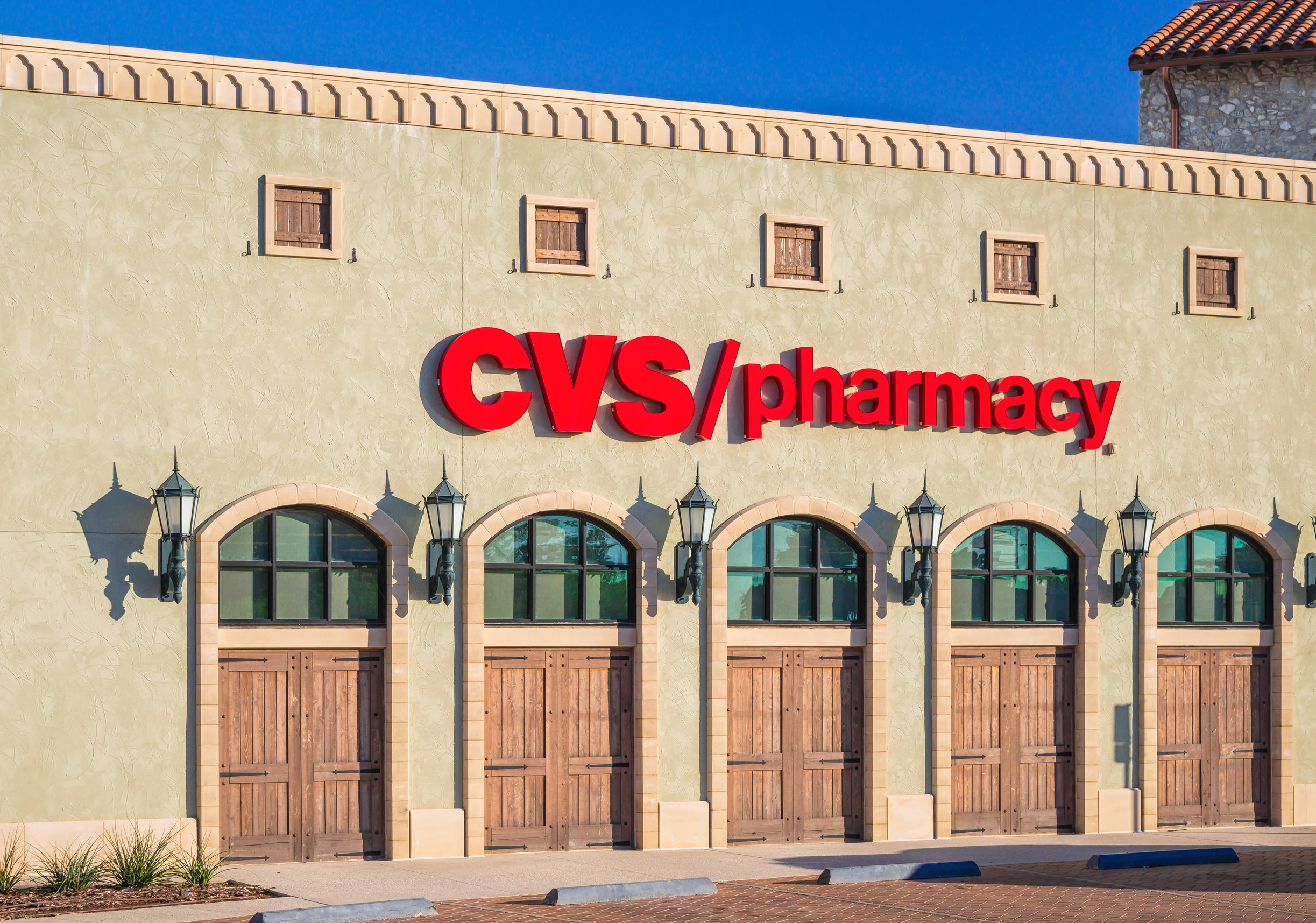 132892091 m Two experts give away their favourite pharmacy stock