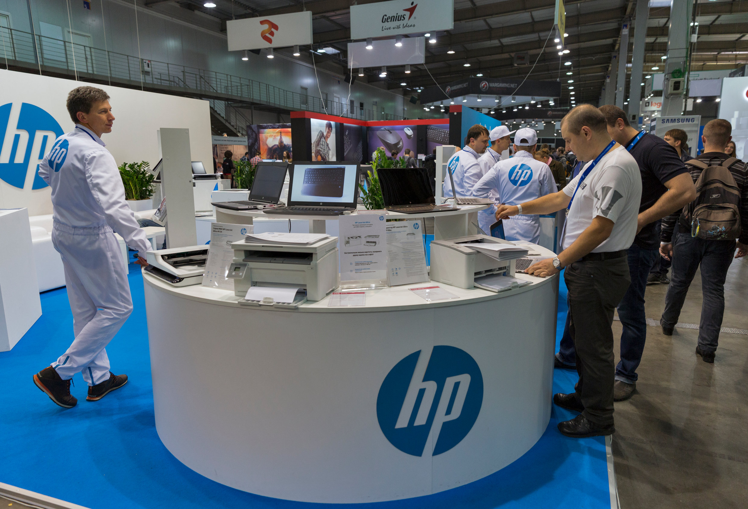 65901688 m HP stock is up 15% in premarket on Thursday: explained here