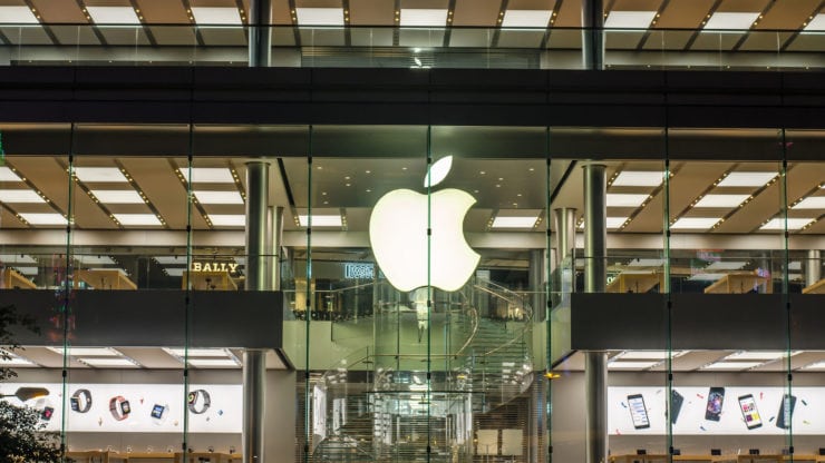 91641461 m 740x416 1 Apple declined 2.12% to close at $161 but how much further can it drop?