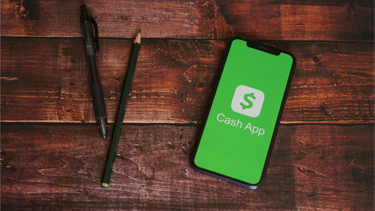 shutterstock 1739104436 Cash App Introduces Paid in Bitcoin, BTC Roundup and Lightning Network Services