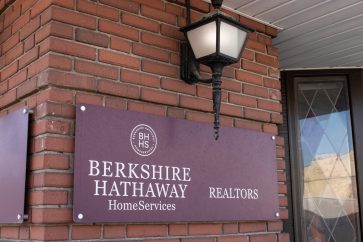 146716157 m A brief recap of Berkshire Hathaway’s 2022 annual meeting
