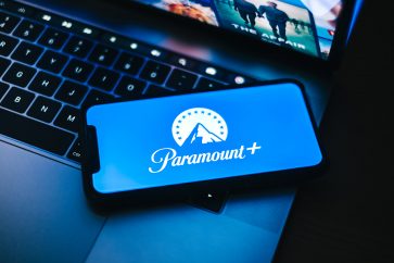 178421596 m Paramount Global stock closed 15% up on Tuesday: explore why