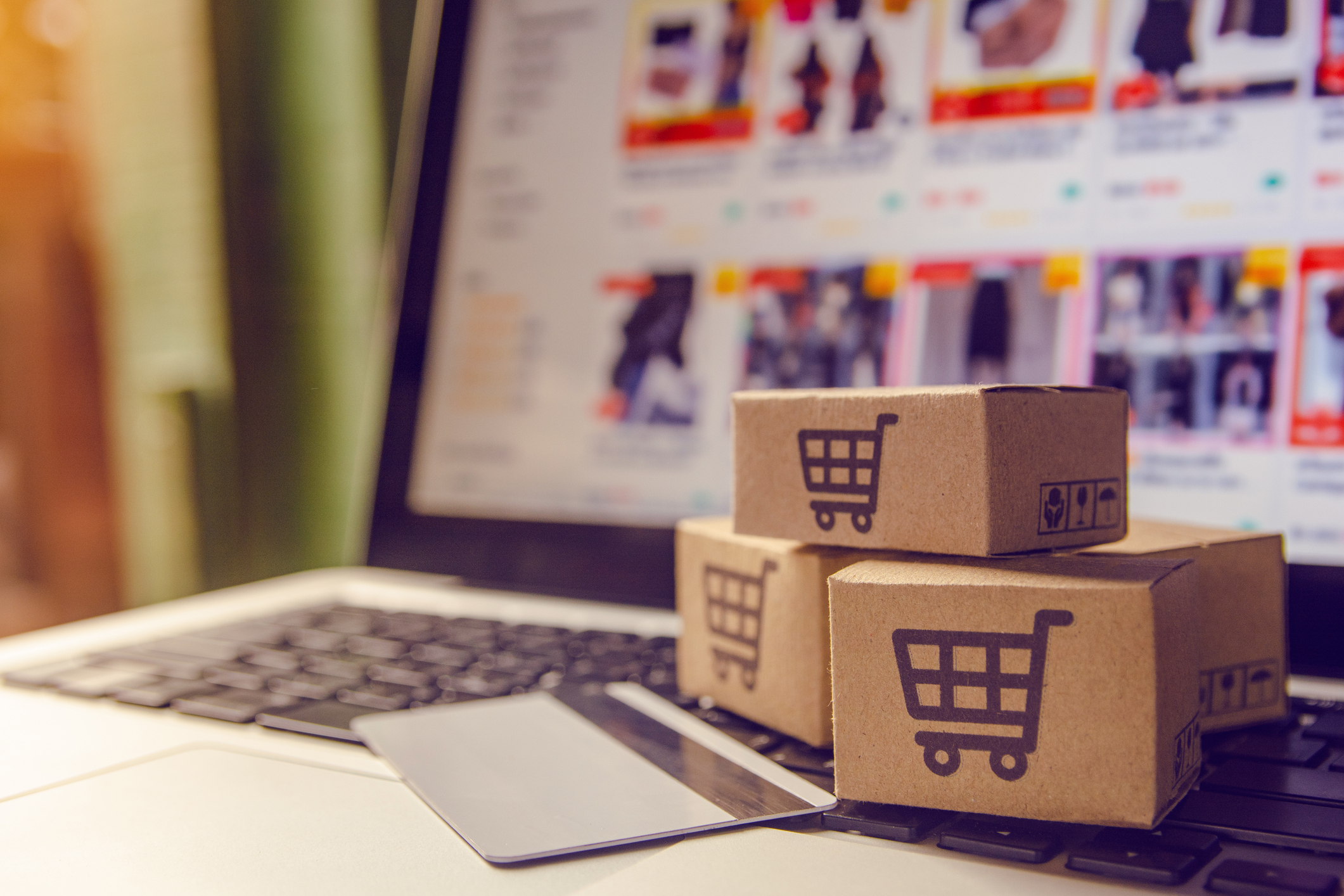GettyImages 1133980246 Here’s Why to Buy Shopify (TSX:SHOP) and Lightspeed (TSX:LSPD) Stock