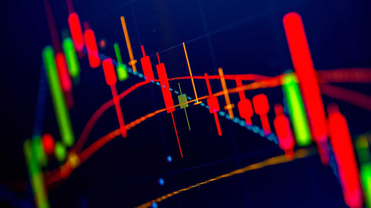 deriv2 Derivatives, Spot Markets, Dex Swaps — 30 Day Crypto Trade Volumes Slipped Across the Board Last Month