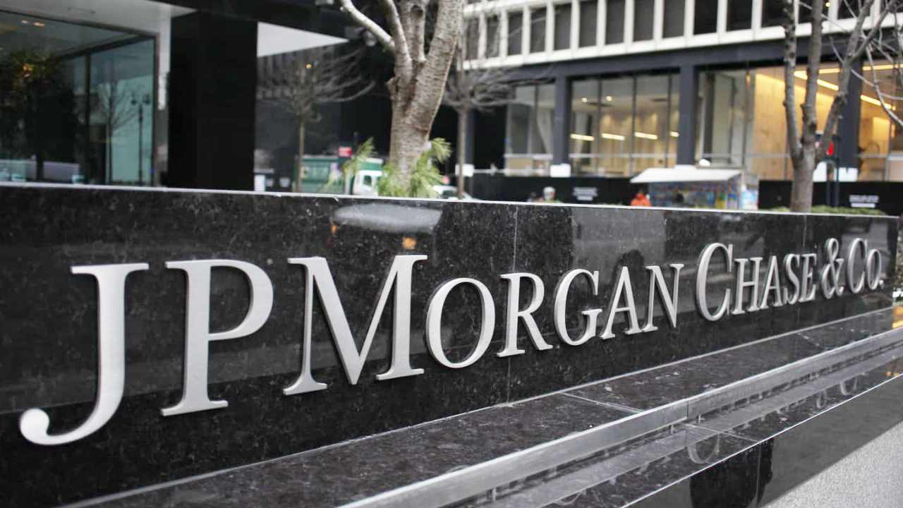 jpmorgan blockchain JPMorgan Foresees Increased Blockchain Use in Finance — Prepares to Offer Related Services