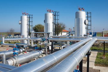33543582 m This energy company down 20% in under two weeks is a buy