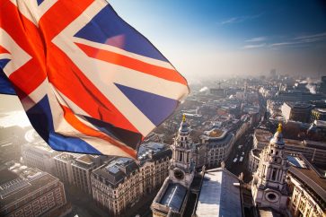 british flag and london Tether to issue new stablecoin pegged on British Pound