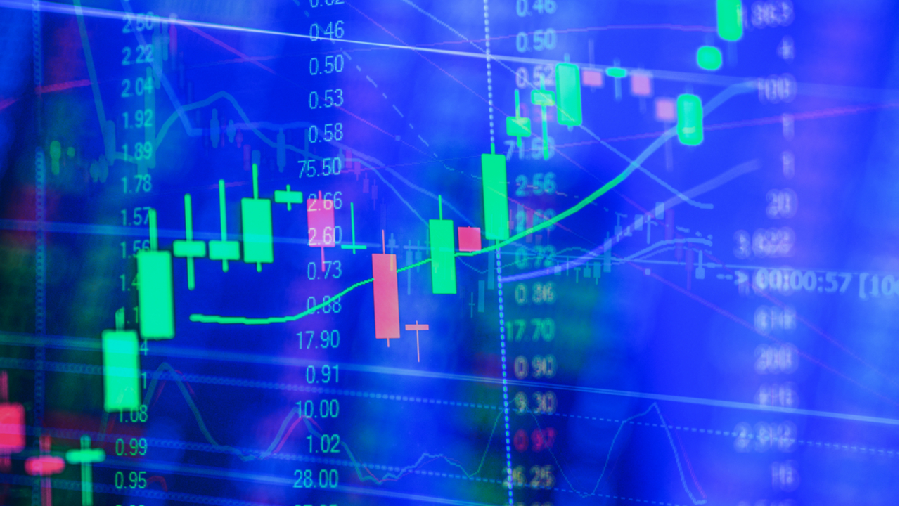 shutterstock 1823325251 Bitcoin, Ethereum Technical Analysis: BTC Continues to Consolidate, Prices Move Slightly Above $30,000